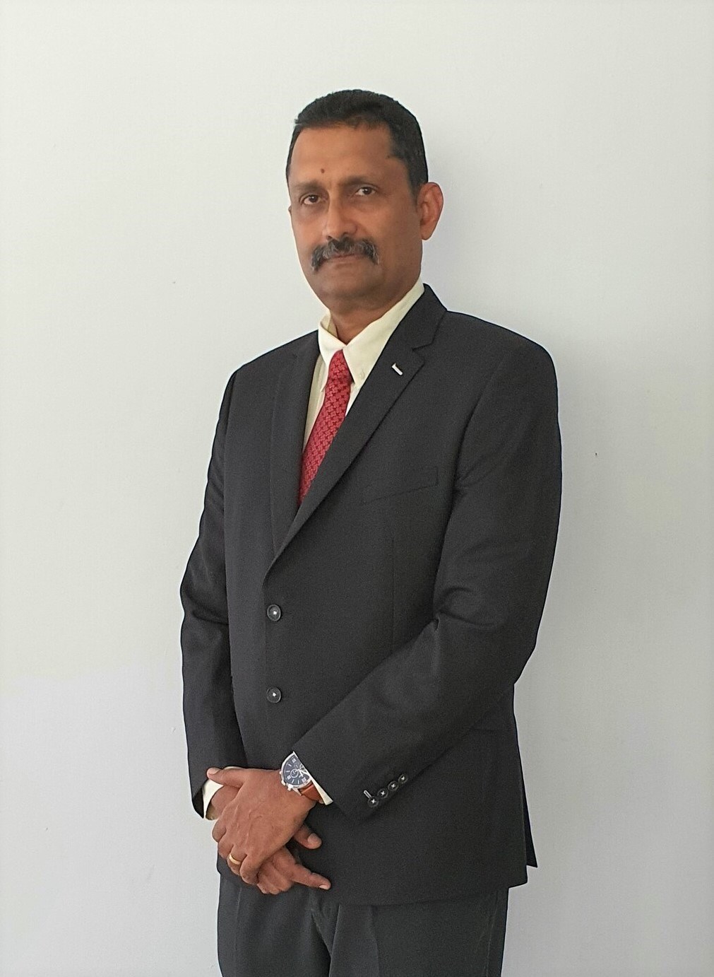 2 Vinoth Nair.jpg